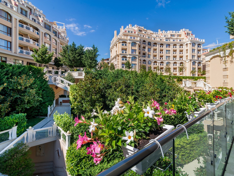Луксозен апартамент с просторна тераса – 1 спалня