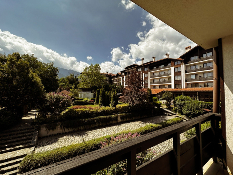 Напълно обзаведен двустаен апартамент в курорта Mountain Paradise