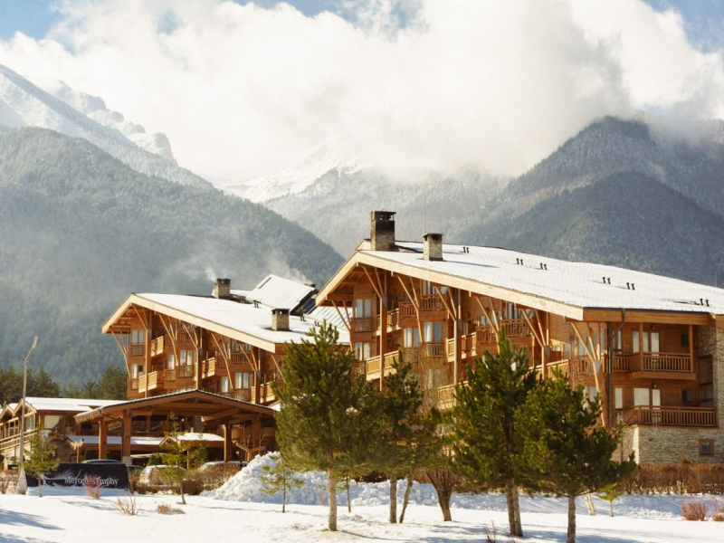Ексклузивен двустаен апартамент в 4★ комплекс Parklands